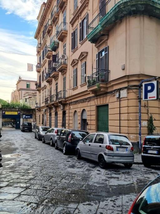 Casa Comoda E Centrale In Quartiere Storico Di Napoli Exterior photo